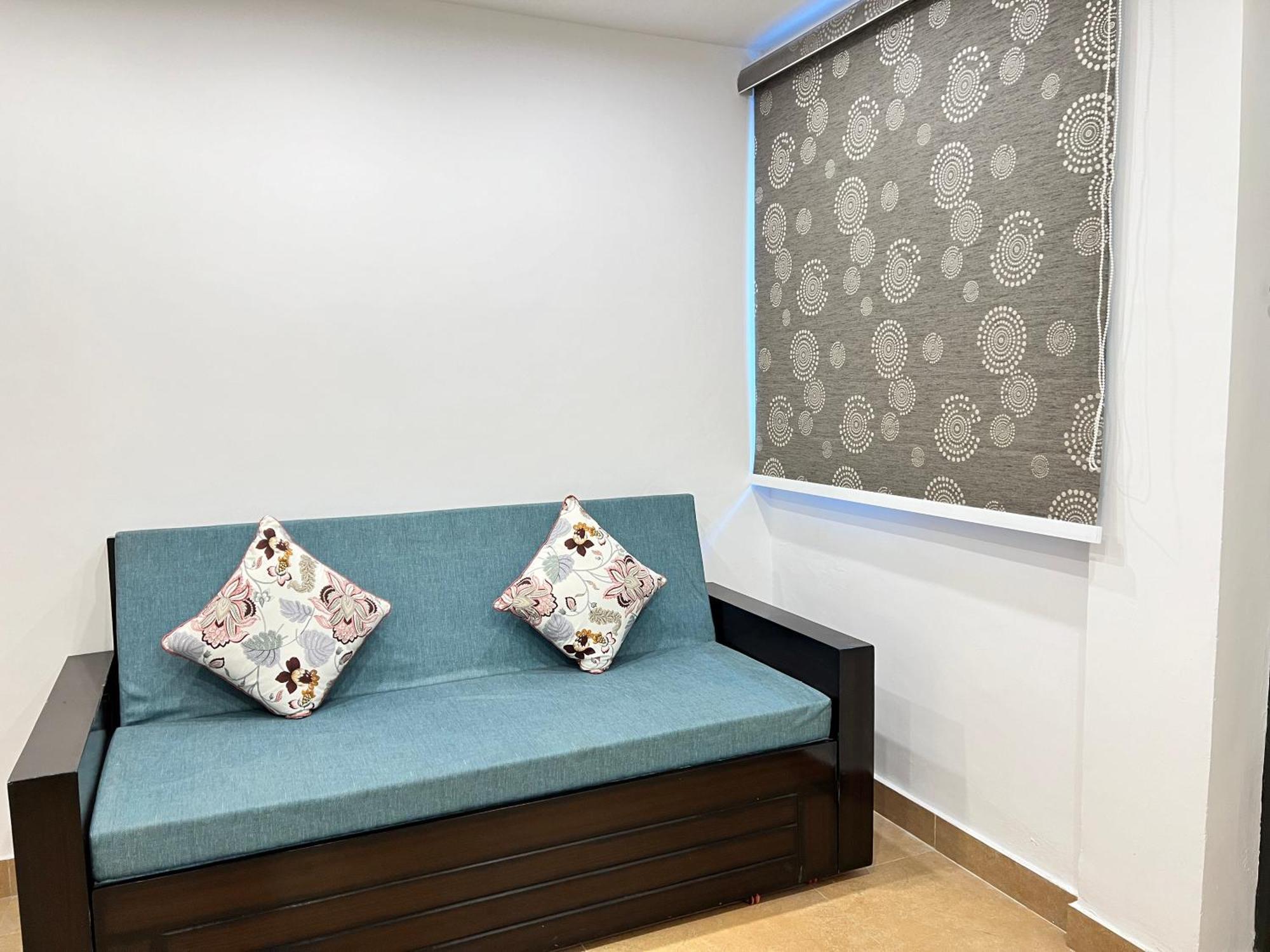 Hotel Pride Inn - 800 Mts From Mall Road 무소리에 외부 사진