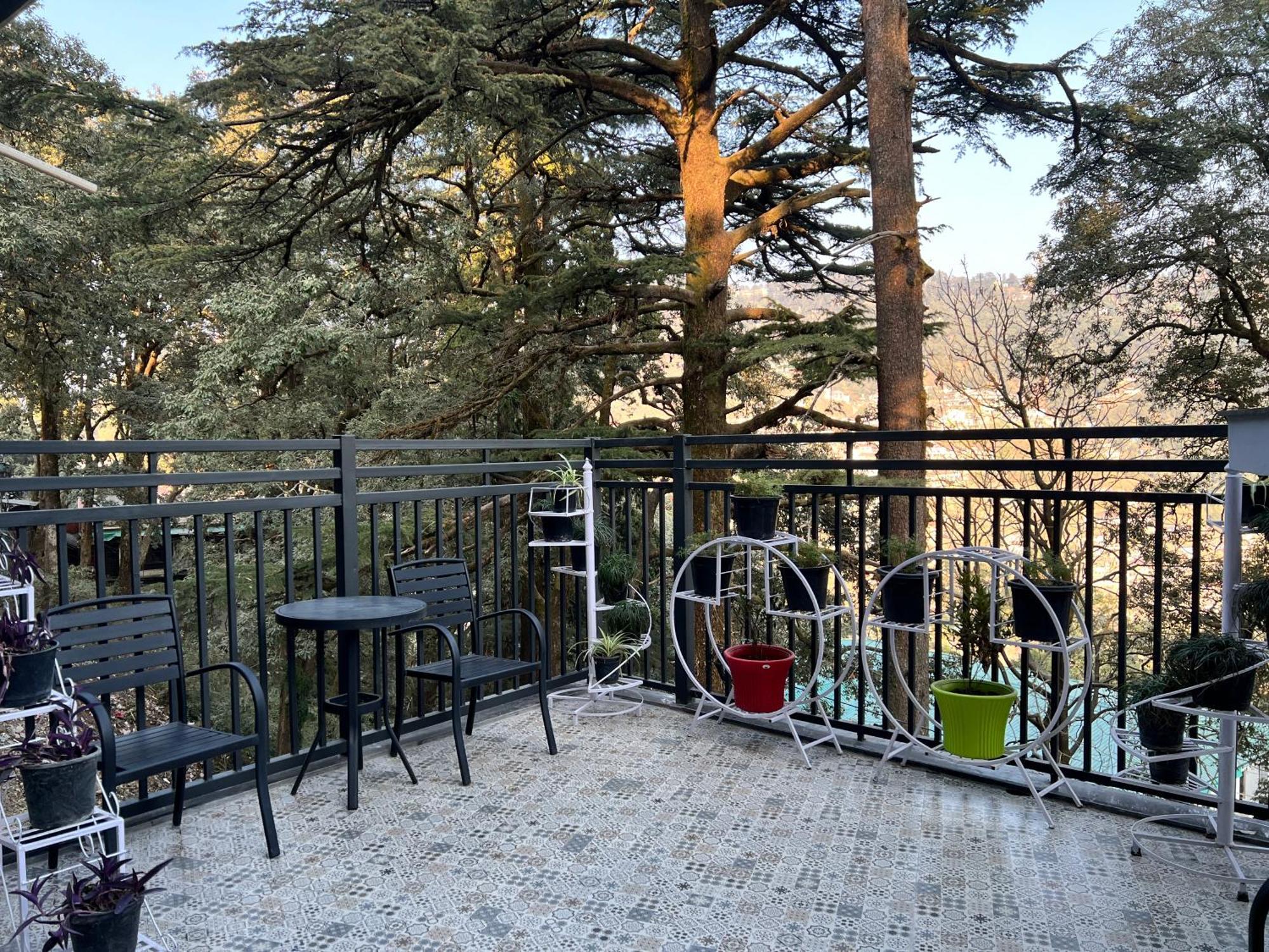 Hotel Pride Inn - 800 Mts From Mall Road 무소리에 외부 사진